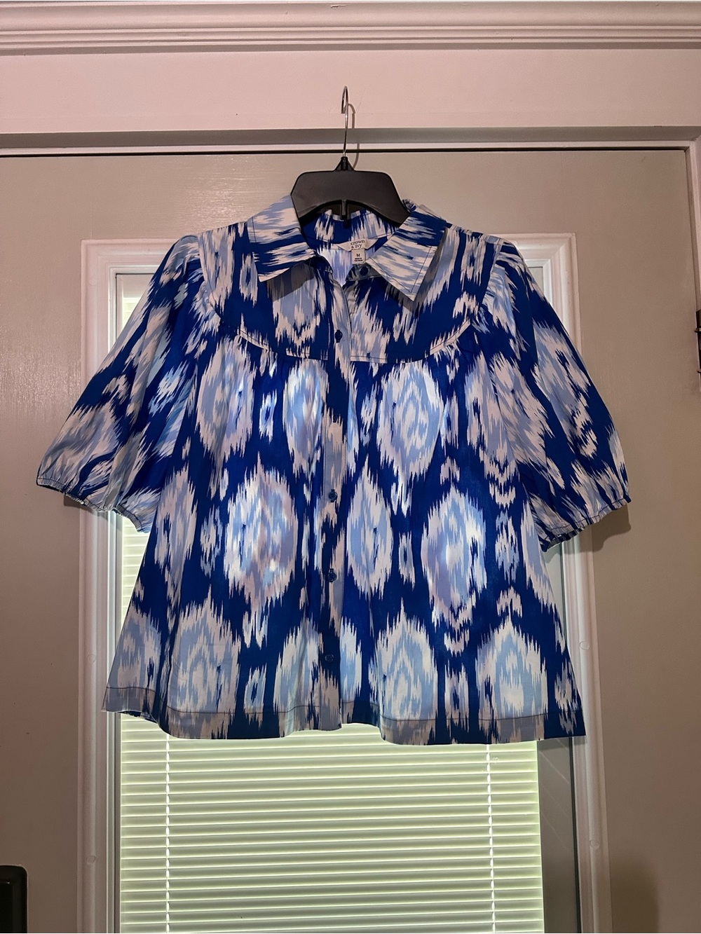 crown & ivy Blue and White Ikat Button-Down Blouse